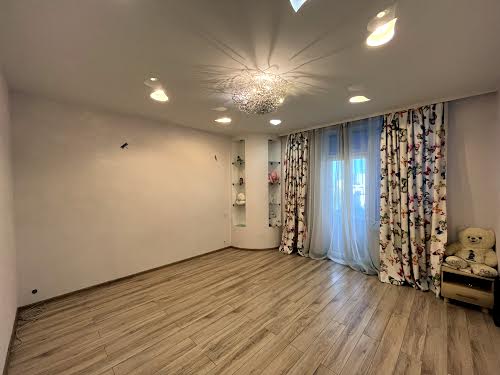 квартира за адресою Панаса Мирного вул., 17