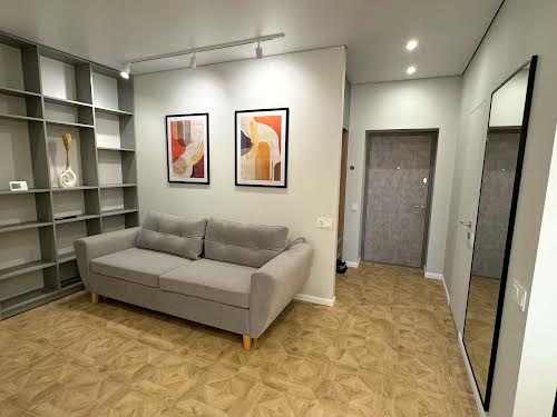 квартира за адресою Домбровського вул., 75
