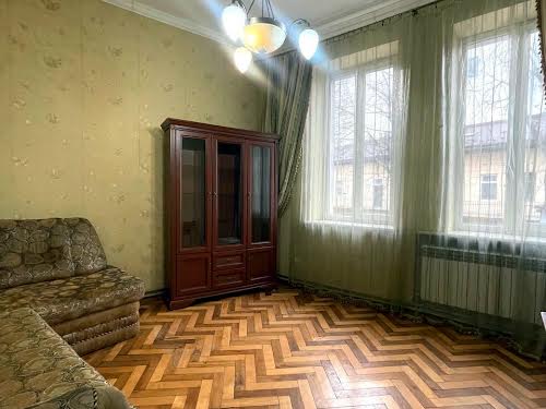 квартира за адресою Львів, Якова Остряниці вул., 8