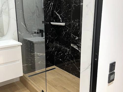 квартира за адресою Митрополита Василя Липківського вул. (Урицького), 38
