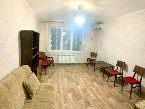квартира за адресою Героїв просп., 21