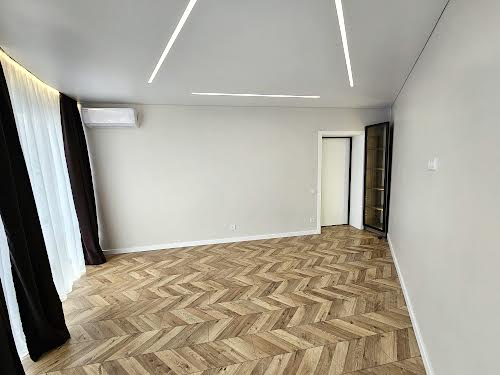 квартира за адресою Довга, 20 в