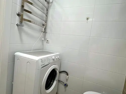 квартира за адресою Залізнична вул., 7б