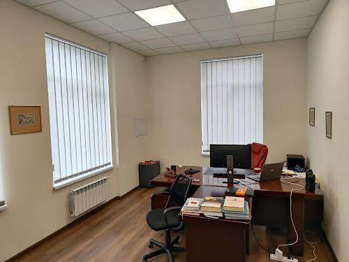 комерційна за адресою Глибочицька вул., 40