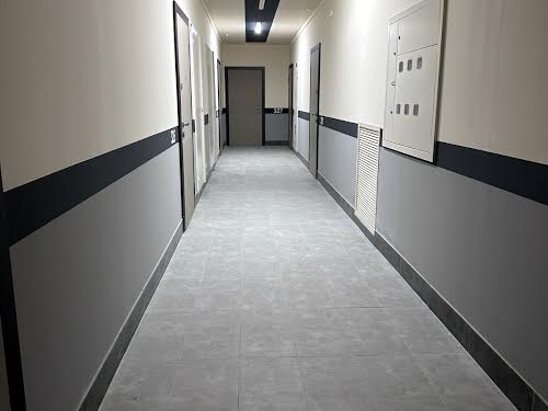 квартира за адресою Причальна вул., 10