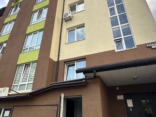 комерційна за адресою Райдужна вул., 86