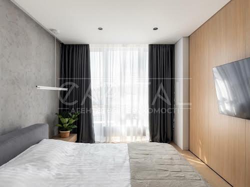 квартира за адресою Салютна вул., 2б
