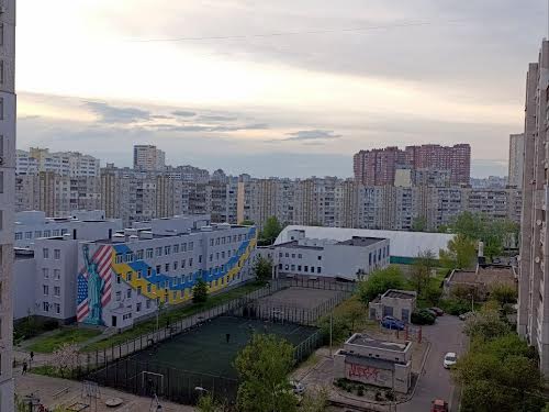 квартира по адресу Киев, Драгоманова, 31Б