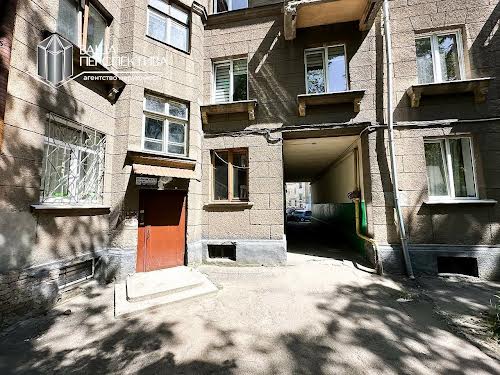 квартира за адресою Героїв УПА, 76