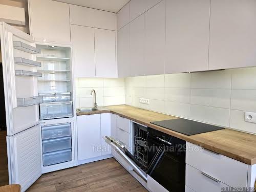 квартира за адресою Авраама Лінкольна вул., 6а
