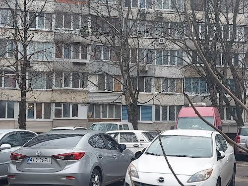 квартира по адресу Булаховского академика ул., 30