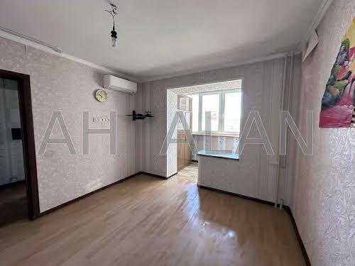 квартира за адресою Оноре де Бальзака вул., 70