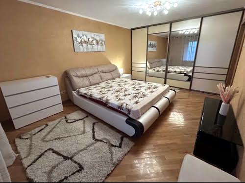 квартира по адресу Гетмана Мазепы ул., 32