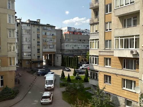 квартира за адресою Генерала Миколи Юнаківа вул., 9