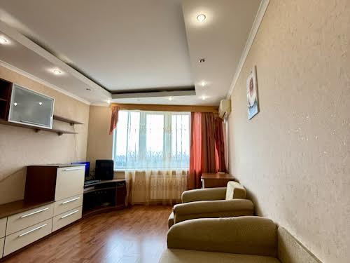 квартира за адресою Верховинна вул., 35