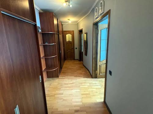 квартира за адресою с. Зубра, Лісна вул., 1