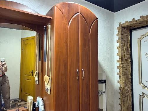 квартира за адресою Демократична вул., 64