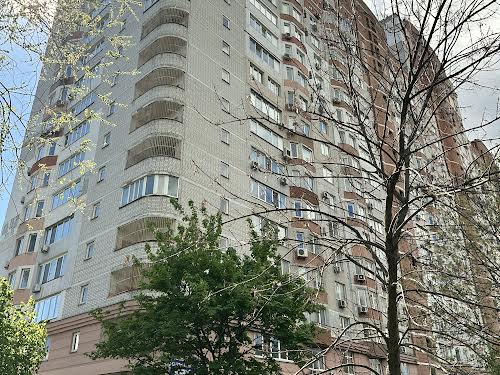 квартира за адресою Миколи Амосова вул., 4