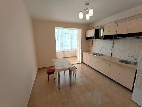 квартира за адресою с. Винники, Винна Гора, 5