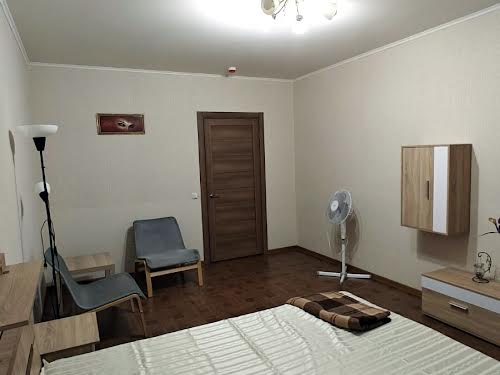 квартира за адресою Ревуцького вул., 54А