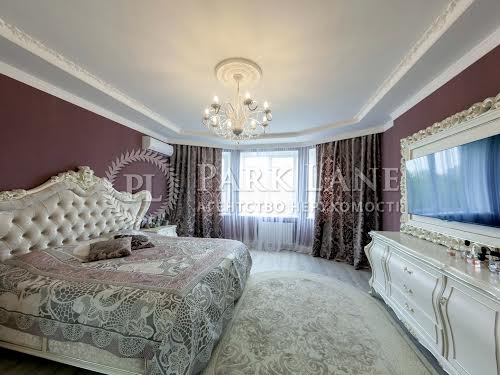 квартира за адресою Миколи Амосова вул., 4