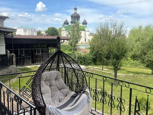 дом по адресу Свято-Успенская ул. (Советская), 1