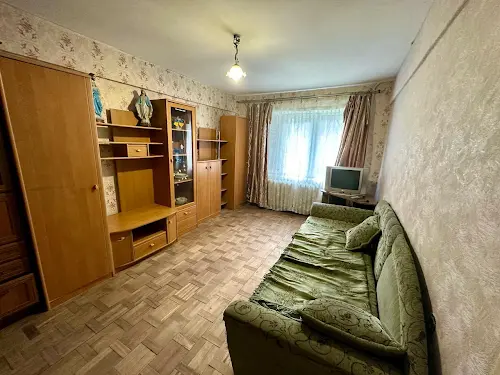 квартира за адресою Михайла Максимовича вул., 6
