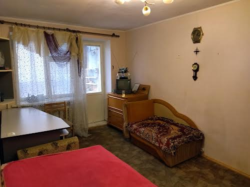 квартира за адресою Космонавтів просп., 33