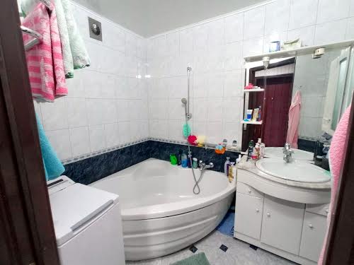 квартира за адресою Солідарна вул., 2