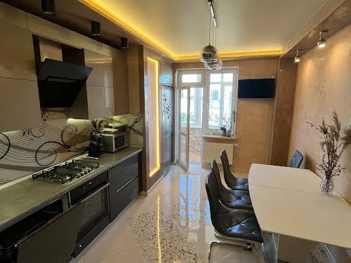 квартира за адресою Червоної Калини просп., 72а