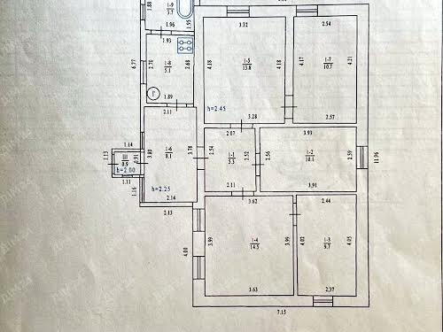 будинок за адресою Центральна, 1