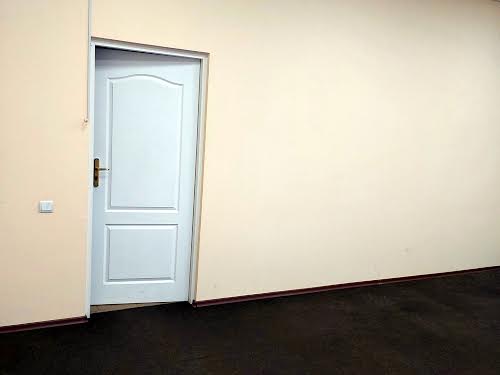 комерційна за адресою Генерала Миколи Юнаківа вул., 9