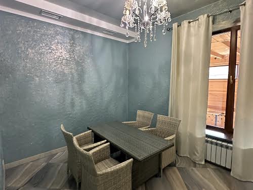 комерційна за адресою Шевченка вул., 61 з
