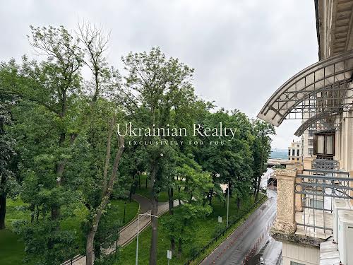 квартира за адресою Михайла Грушевського вул., 9