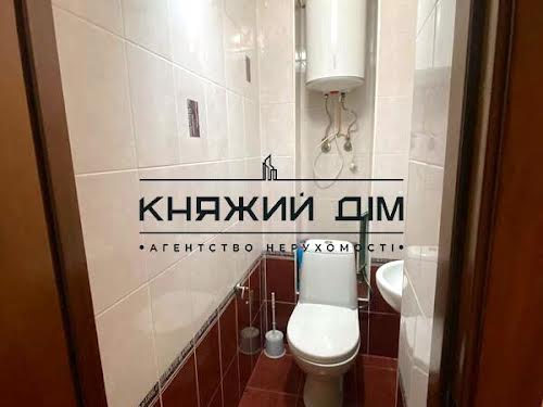 квартира за адресою Драгоманова вул., 8-А