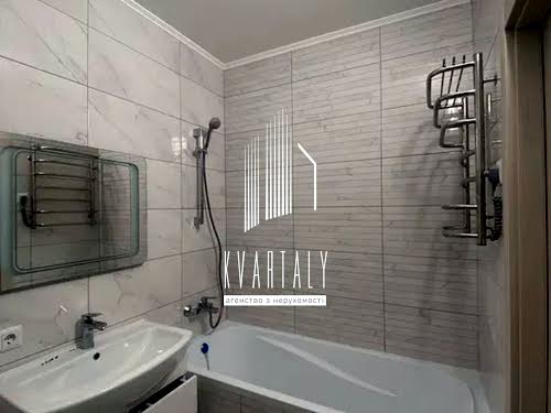 квартира за адресою Любомира Гузара просп. (Космонавта Комарова), 9Б