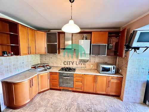 квартира по адресу Карпатської Січі ул., 8