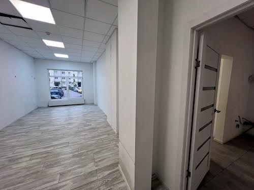 комерційна за адресою Тернопільська вул., 21к