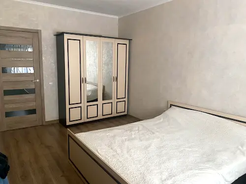 квартира по адресу Олены Пчилки ул., 4