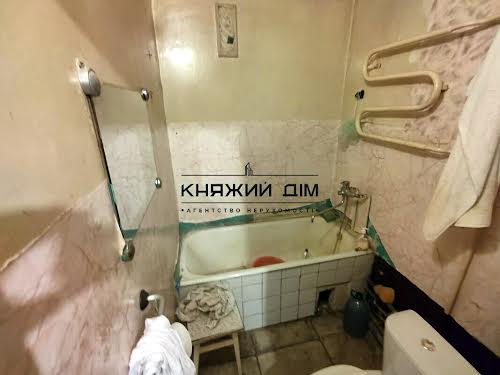 квартира за адресою Академіка Стражеска вул., 3