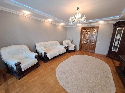 квартира по адресу Львовская ул., 12