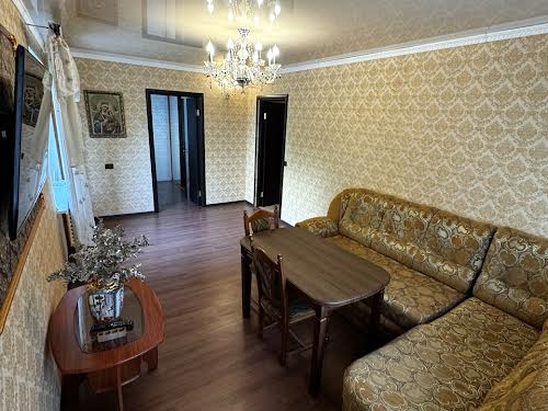 квартира за адресою Наукова вул., 54