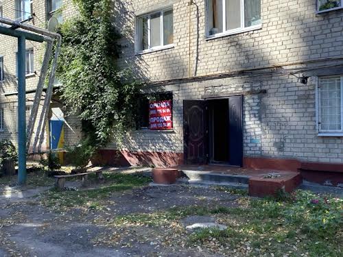 комерційна за адресою Молодіжна вул., 7