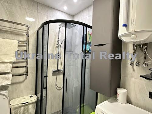 квартира за адресою Райдужна вул., 58