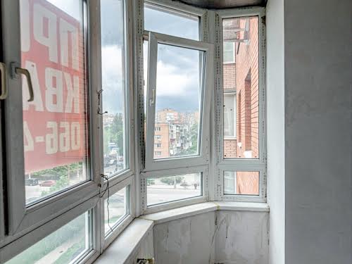 квартира по адресу Небесной Сотни ул. (Ленина), 81