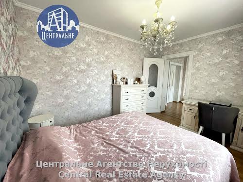 будинок за адресою Південно-Кільцева вул.