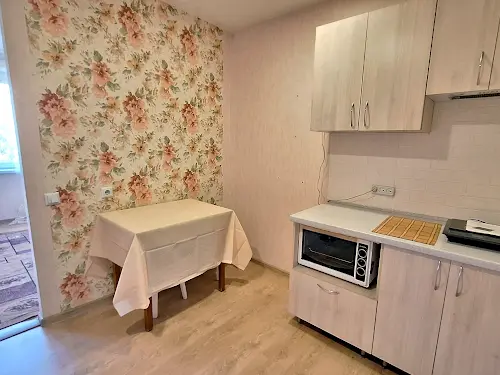 квартира за адресою Добровольців пров., 10