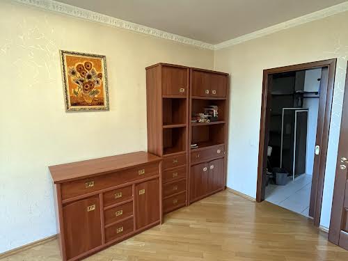 квартира за адресою Михайла Омеляновича-Павленка вул. (Суворова), 13