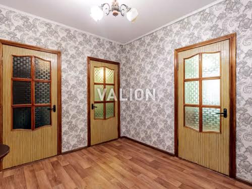 квартира за адресою Анни Ахматової вул., 16-В