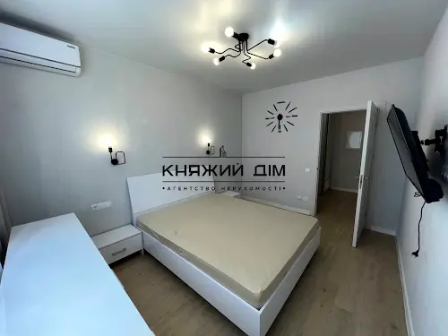 квартира за адресою Ревуцького вул., 40-В